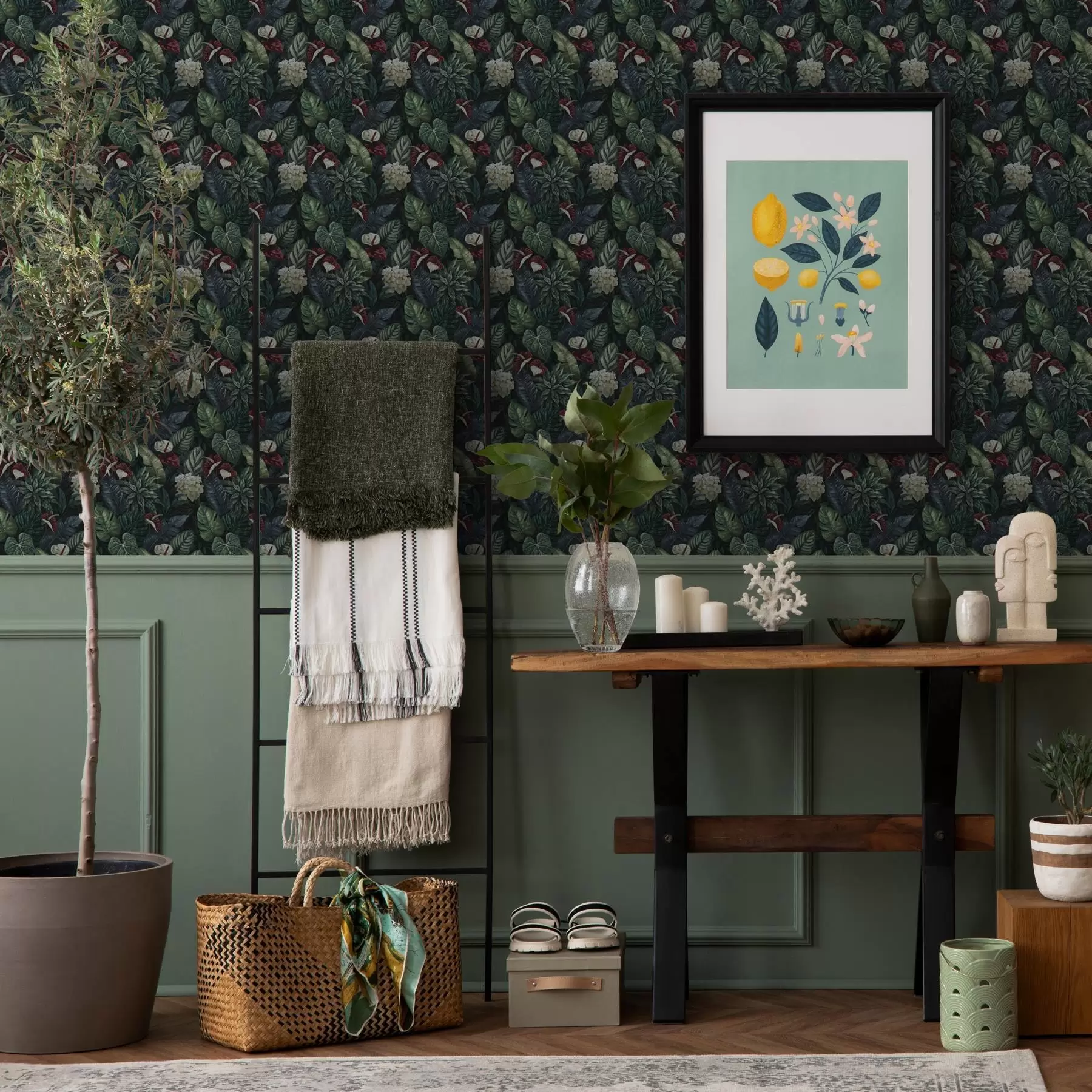 fotószőnyeg Trópusi levelek fehér és piros virágokkal a00361