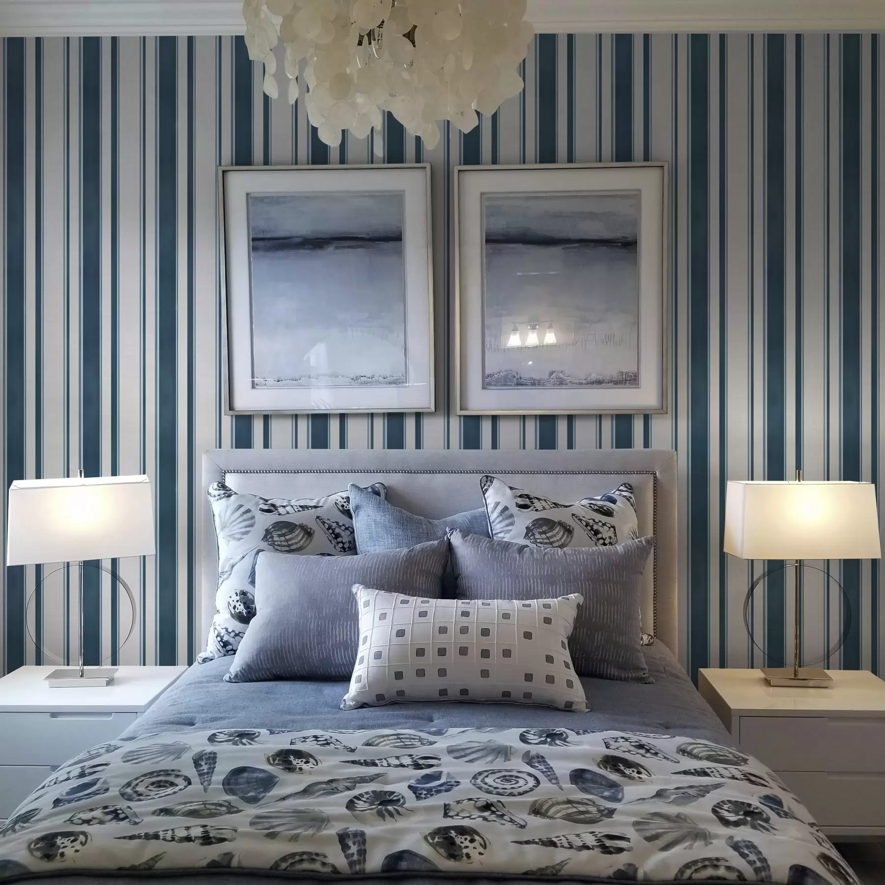 fotószőnyeg Türkiz csíkok kombinációja fehér alapon, ritmusos ritmussal a00527