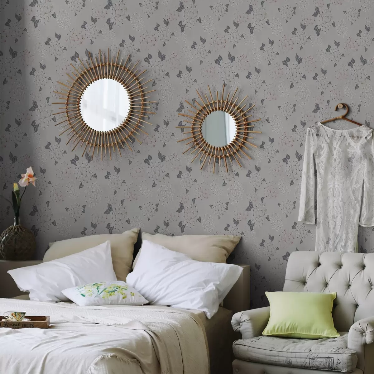 Háttérkép Légies virágok világos háttér előtt, lágy rózsaszín-szürke árnyalatokban a00600