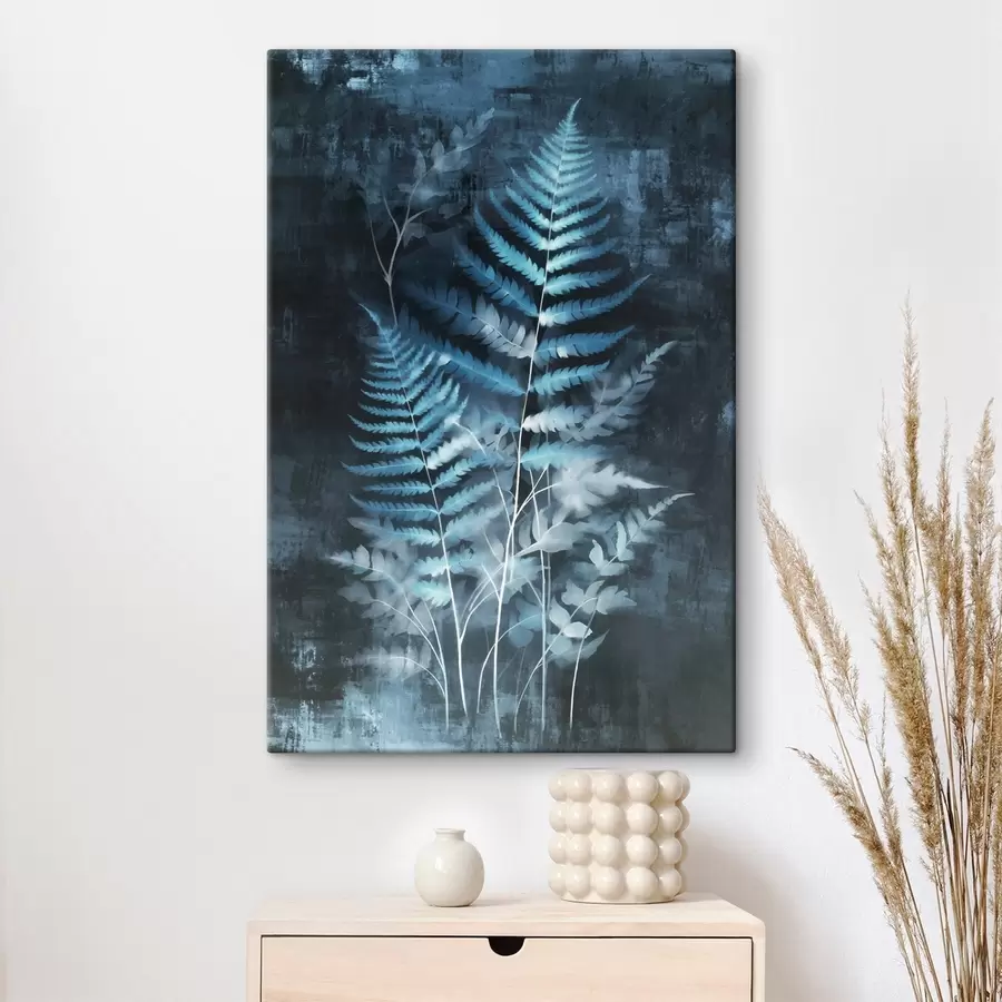 fotótapéta Kék páfrányok és növények sötét, texturált háttér előtt, a bonyolult részletekre összpontosítva, röntgenhatás s47026