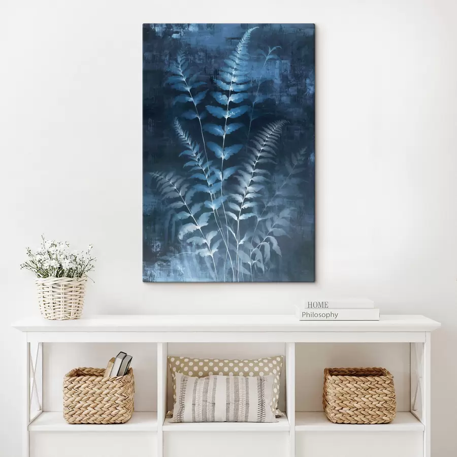 fotótapéta Kék páfrányok és növények sötét, texturált háttér előtt, a bonyolult részletekre összpontosítva, röntgenhatás s47027