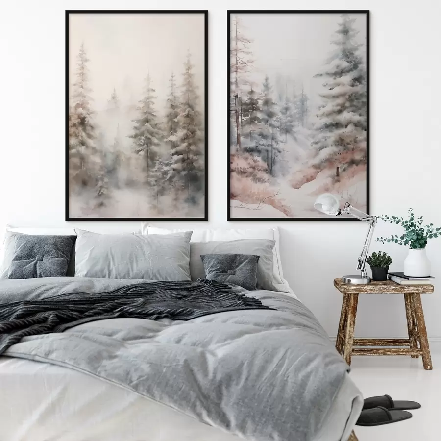 fotószőnyeg Hóval borított magas fenyőfák, ködös erdőben állva, lágy, tompa téli táj d01011