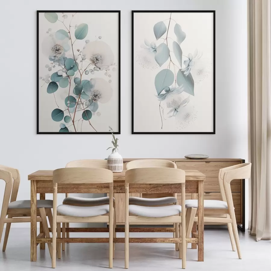 fotószőnyeg Eukaliptusz ág kék levelekkel és fehér virágokkal, világos háttérrel d00829