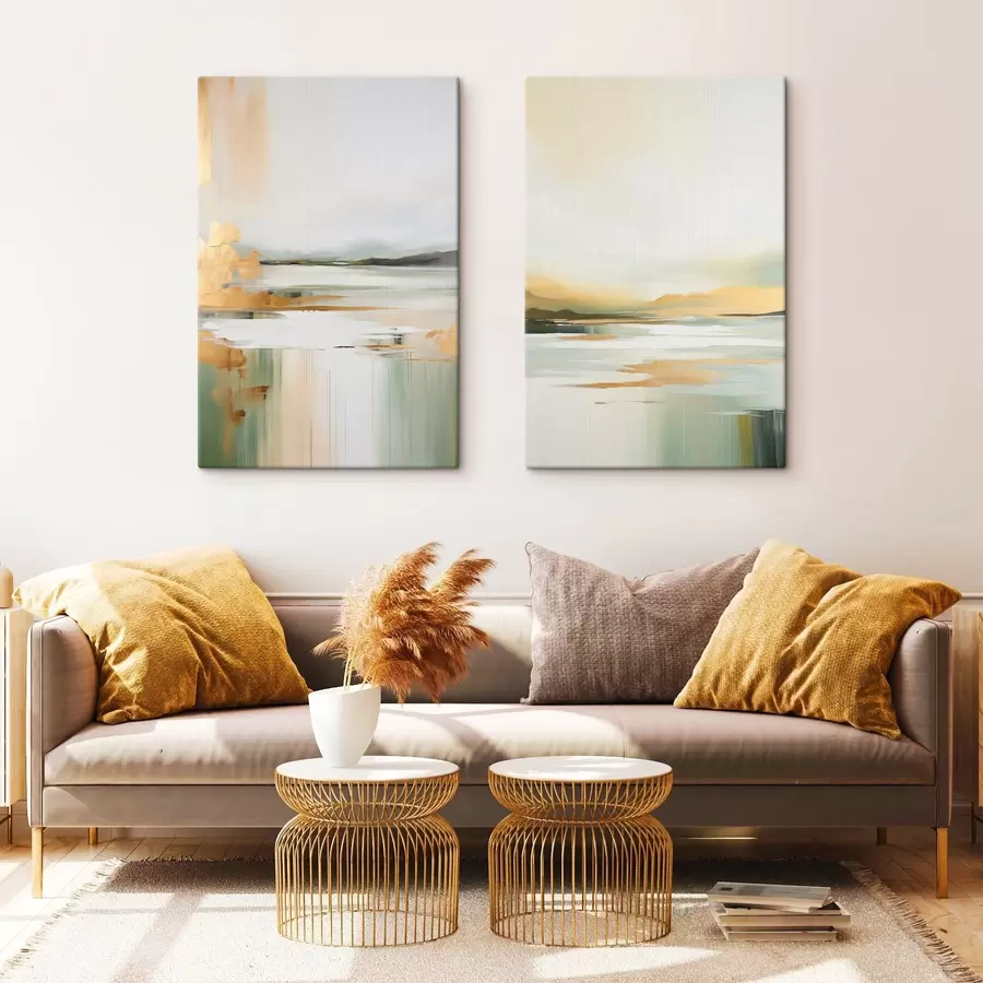 fotótapéta Absztrakt táj sárga és zöld árnyalatokkal, az eget és a távoli hegyeket tükröző víz, halvány, ködös égbolt m01245