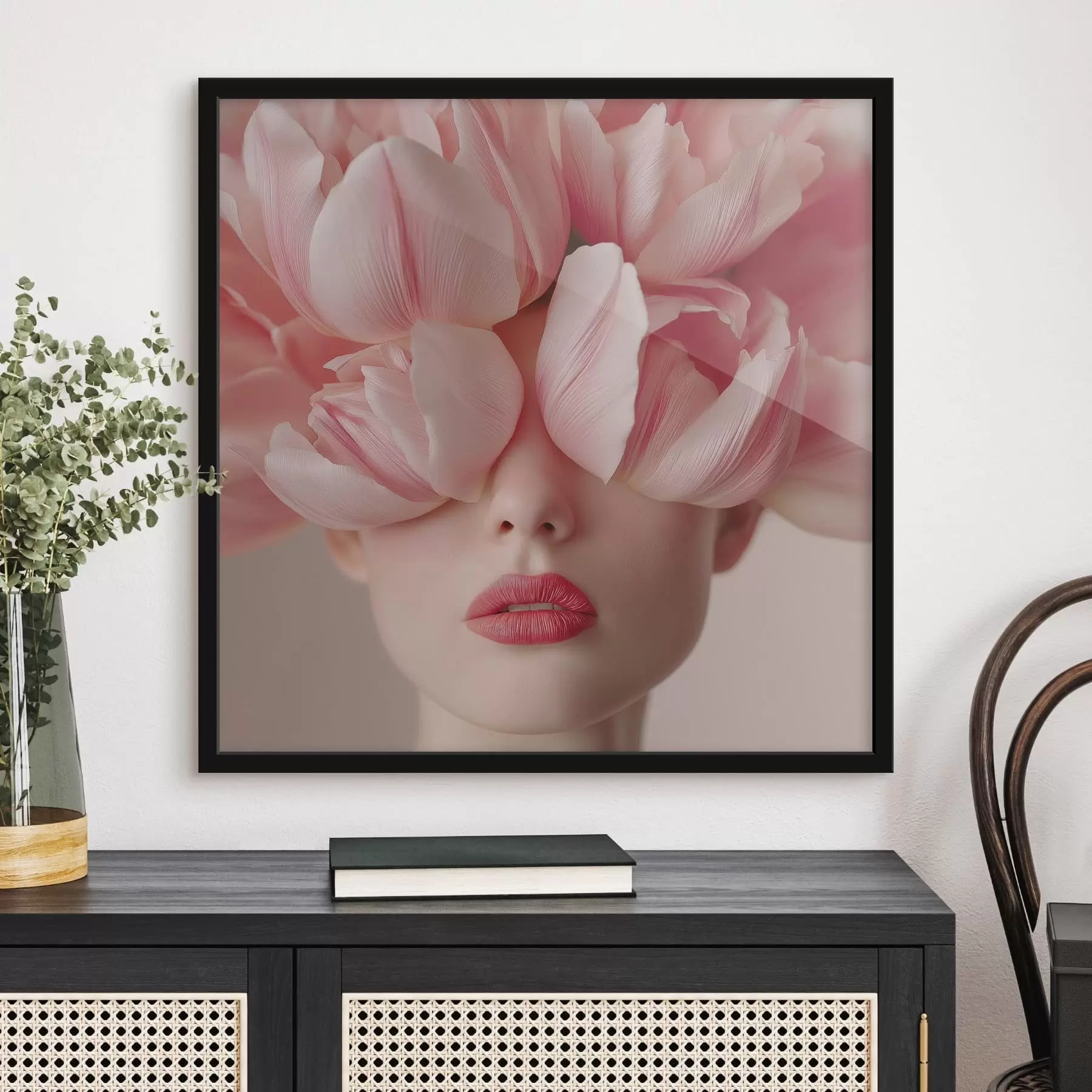 fotószőnyeg Női portré rózsaszín szirmokkal f47920