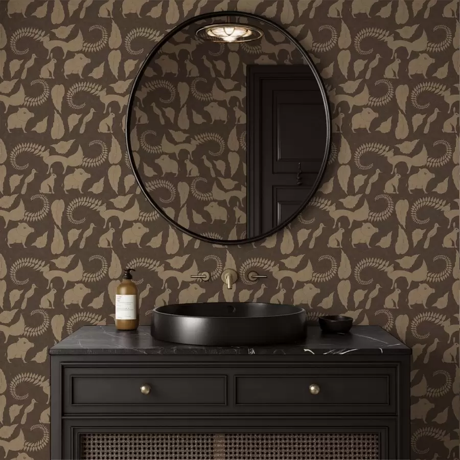 fotószőnyeg Erdei minta állatokkal barna háttérrel a01121